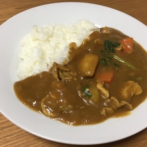 市販のルーをアレンジ！簡単ほうれん草カレー